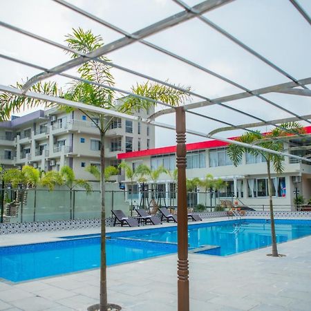 Quick 20 Riverside Hotel Amlekhganj Exterior foto